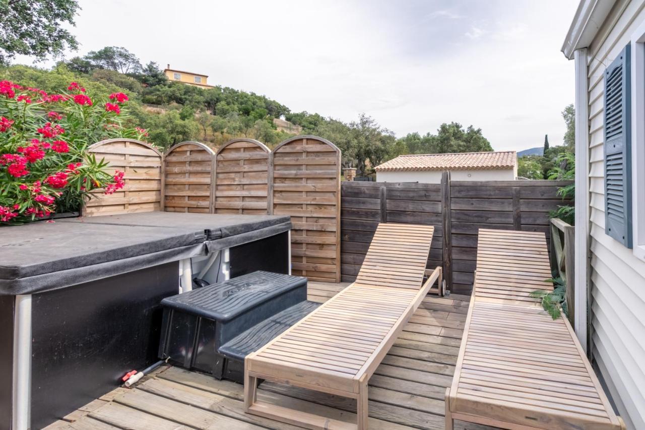 Camping Lou Cabasson Bormes-les-Mimosas Exterior foto